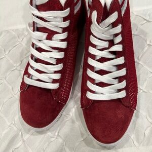 Propét Red and White Athletic Hi Top Shoes New Without Box Size 9